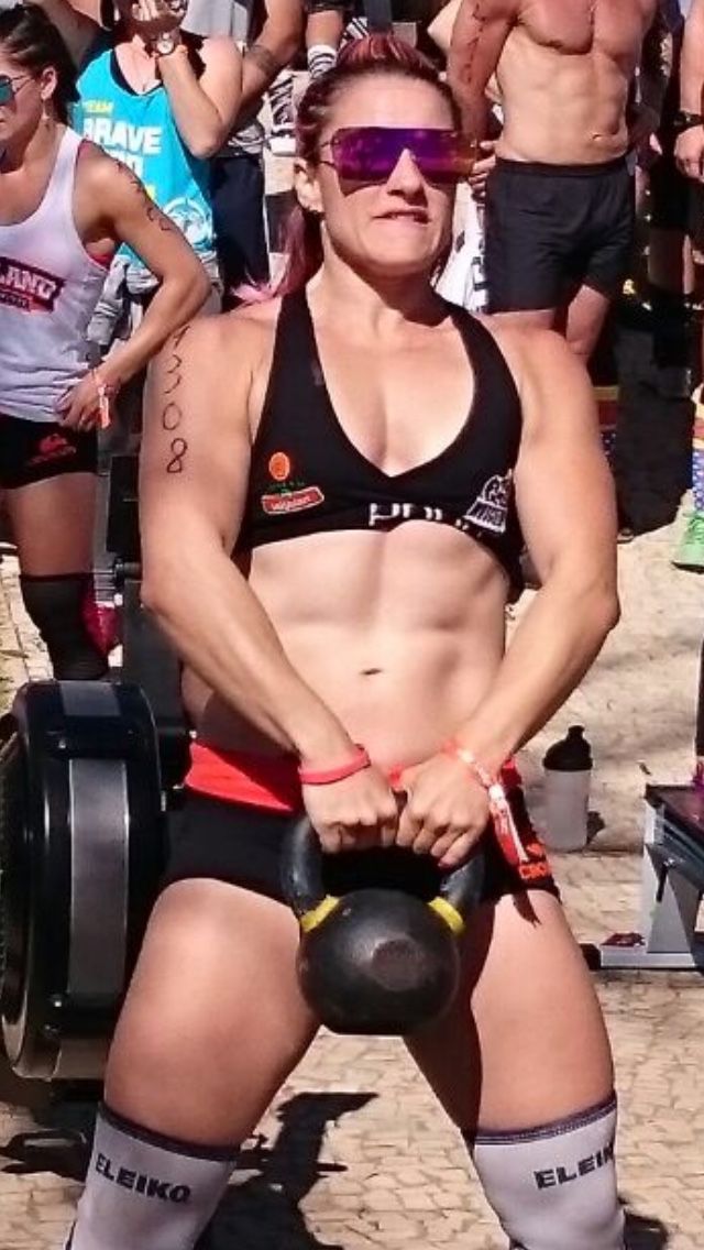 Paula Amidani treino com Kettlebell